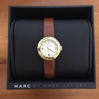 マークバイマークジェイコブス(MARC BY MARC JACOBS)の中古☆美品☆人気の腕時計(腕時計)