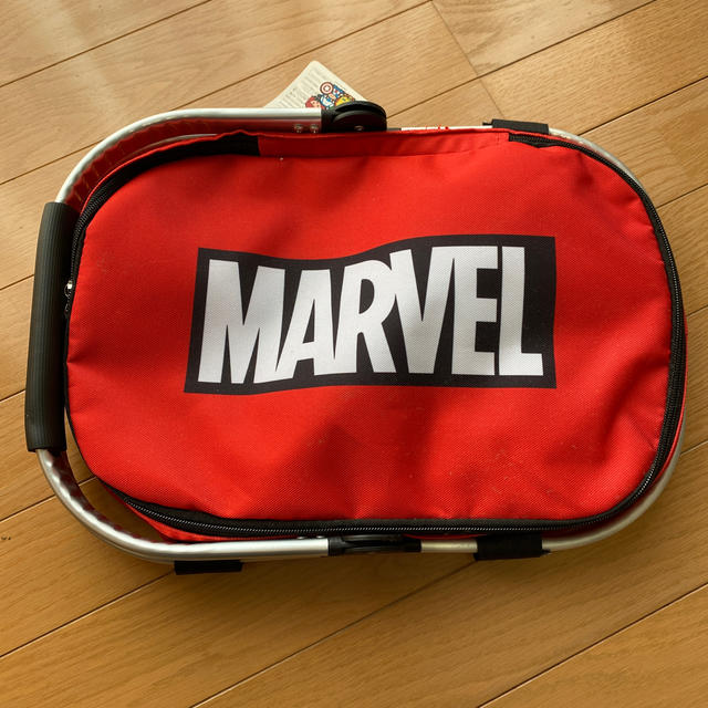 MARVEL(マーベル)の保冷バッグ　MARVEL アミューズメント商品 レディースのバッグ(エコバッグ)の商品写真