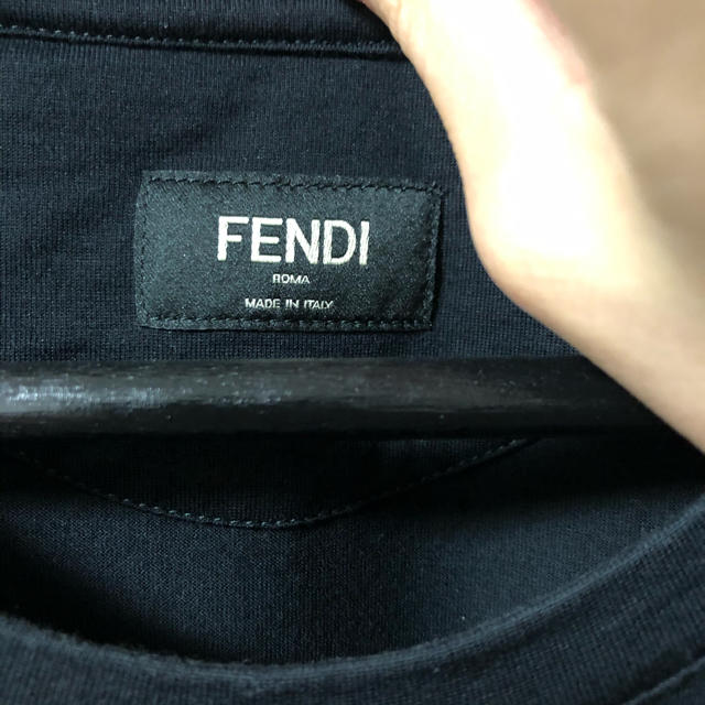 確実正規品　fendi モンスターtシャツ