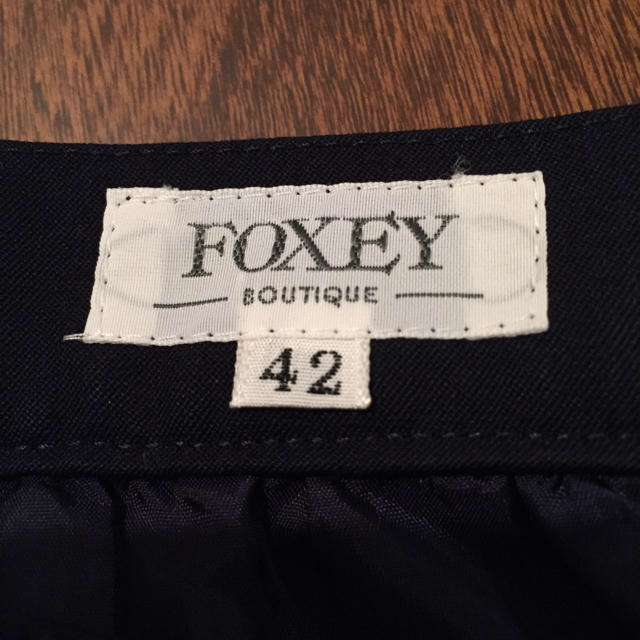 FOXEY(フォクシー)のフォクシー♪ ネイビースカート レディースのスカート(ひざ丈スカート)の商品写真