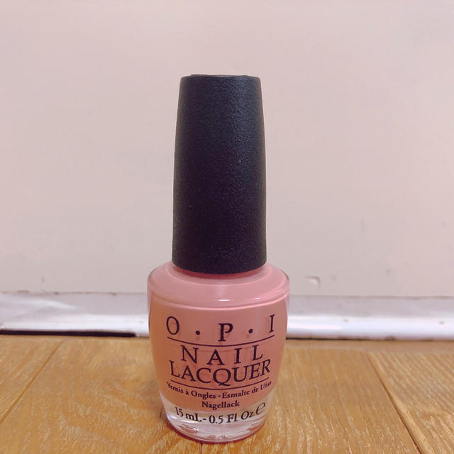 OPI(オーピーアイ)の⭐︎美品/OPI⭐︎ネイルラッカー (15ml/NL V25) コスメ/美容のネイル(マニキュア)の商品写真