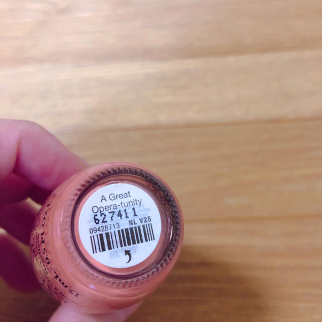 OPI(オーピーアイ)の⭐︎美品/OPI⭐︎ネイルラッカー (15ml/NL V25) コスメ/美容のネイル(マニキュア)の商品写真