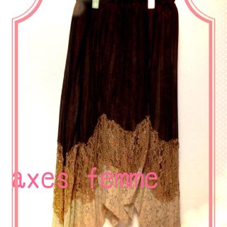 アクシーズファム(axes femme)の秋物プリーツスカート(ロングスカート)