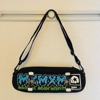 マジカルモッシュミスフィッツ(MAGICAL MOSH MISFITS)のmxmxm スケボー型ショルダーバッグ(ショルダーバッグ)