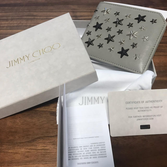 JIMMY CHOO(ジミーチュウ)のKOU1様専用　jimmy choo 折りたたみ財布　新品 メンズのファッション小物(折り財布)の商品写真