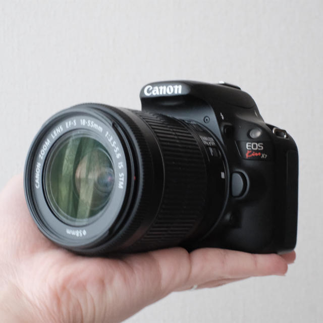スマホ/家電/カメラCanon EOS Kiss X7 EF-S 18-55mmレンズセット