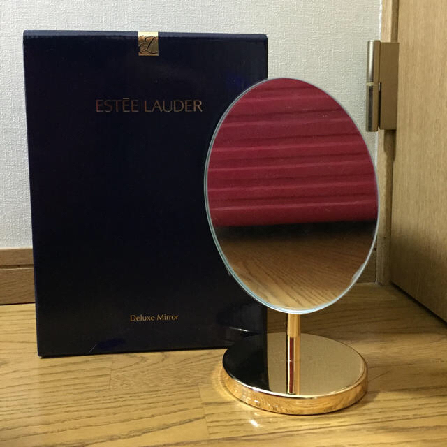 Estee Lauder(エスティローダー)のESTEE LAUDER ミラー インテリア/住まい/日用品のインテリア小物(卓上ミラー)の商品写真