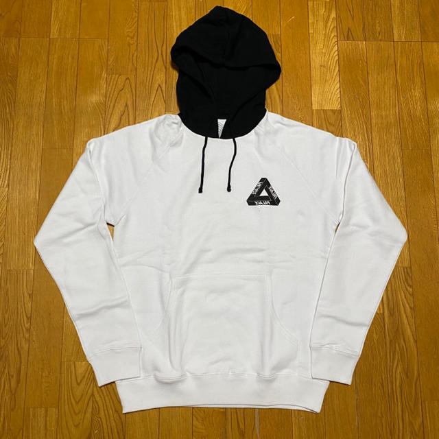 PALACE×DSM  TRI FERG HOODED SWEATSHIRTS メンズのトップス(パーカー)の商品写真