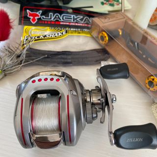 ダイワ(DAIWA)の専用　ジリオン(リール)