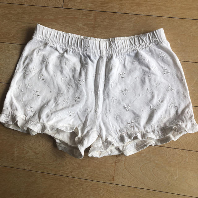 babyGAP(ベビーギャップ)のKIDSショートパンツ キッズ/ベビー/マタニティのキッズ服女の子用(90cm~)(パンツ/スパッツ)の商品写真