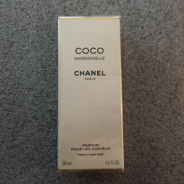 CHANEL(シャネル)の本日限定価格CHANELココマドモアゼルフレッシュヘアミスト35ml新品未開封 コスメ/美容のヘアケア/スタイリング(ヘアウォーター/ヘアミスト)の商品写真