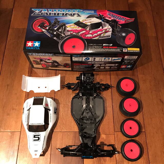 タミヤ DN-01 ザハーク tamiya trf201 エンタメ/ホビーのおもちゃ/ぬいぐるみ(ホビーラジコン)の商品写真