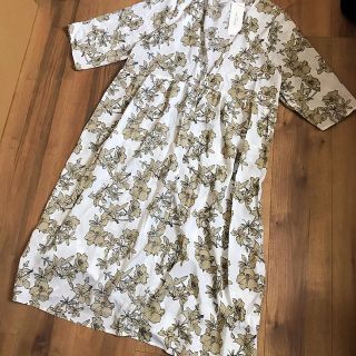 レイカズン(RayCassin)の新品♡レイカズン★花柄ガウン★ワンピース(ロングワンピース/マキシワンピース)