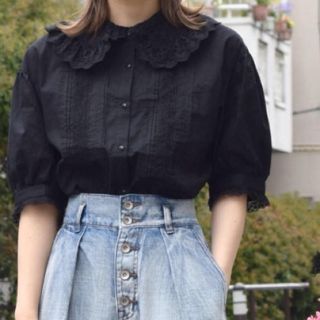 ダブルクローゼット(w closet)のW closet レース襟ショート丈ブラウス ブラック(シャツ/ブラウス(長袖/七分))