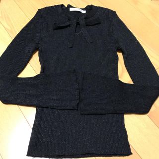 マウジー(moussy)のMOUSSY ラメ　リボン　トップス(カットソー(長袖/七分))