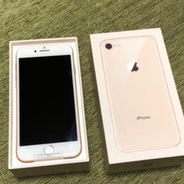 iPhone8 64G   新品未使用　SIMフリー   ゴールド