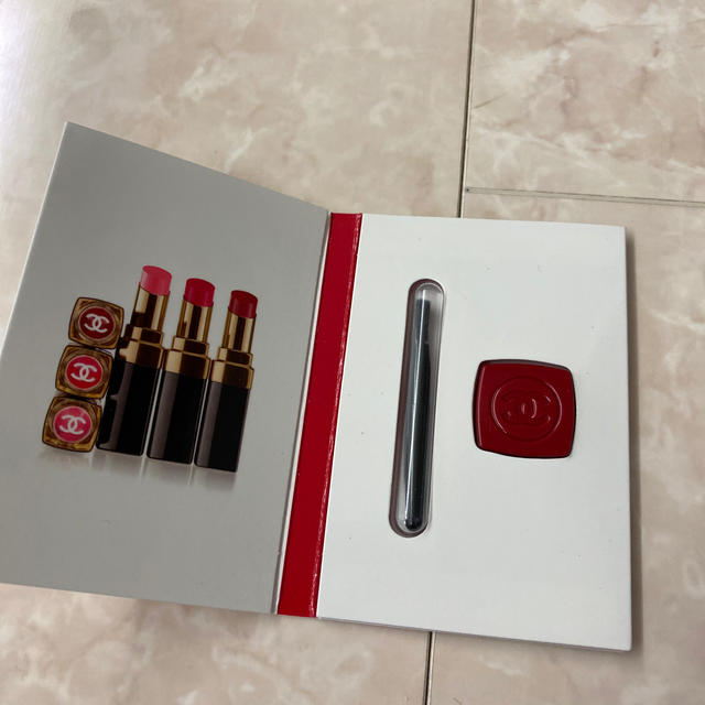 CHANEL(シャネル)のROUGE COCO FLASH 92 コスメ/美容のベースメイク/化粧品(口紅)の商品写真