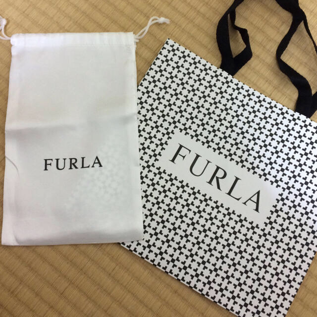 Furla(フルラ)のFURLA パイパー レディースのバッグ(ショルダーバッグ)の商品写真