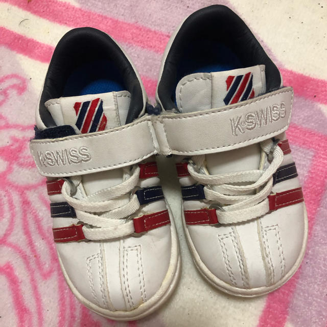 K-SWISS(ケースイス)のキッズスニーカー キッズ/ベビー/マタニティのキッズ靴/シューズ(15cm~)(スニーカー)の商品写真