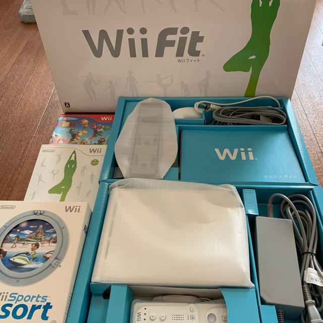 Wii本体  Wii fit