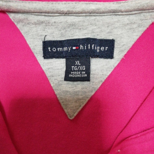 TOMMY HILFIGER(トミーヒルフィガー)のtommyポロシャツ スポーツ/アウトドアのゴルフ(ウエア)の商品写真