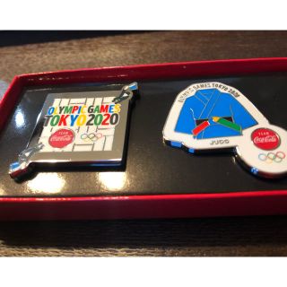 コカコーラ(コカ・コーラ)の東京オリンピック　コカ・コーラ　柔道ペアピンズ（非売品）(格闘技/プロレス)