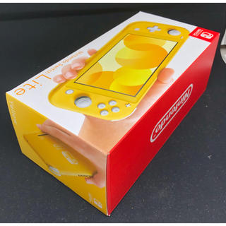ニンテンドースイッチ(Nintendo Switch)の【新古品】Nintendo Switch lite イエロー(携帯用ゲーム機本体)