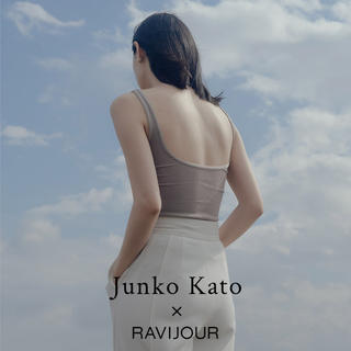 ラヴィジュール(Ravijour)のJunko Kato x Ravijour バックオープンカップ付きタンク(タンクトップ)