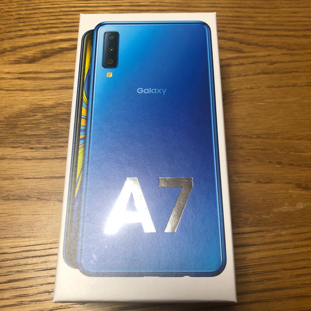 Galaxy A7 新品未使用 simフリー 青 ブルー-