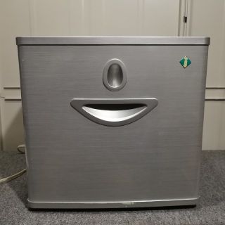 【静粛性重視の方に】小型冷蔵庫/ジョージ工業/電子冷却式/ペルチェ式(冷蔵庫)