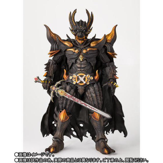 S.H.フィギュアーツ 真骨彫 暗黒騎士 キバ / 牙狼 特撮 | www