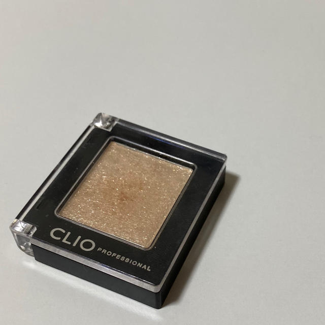 クリオ　アイシャドウ　（CLIO PRO SINGLE SHADOW) G02 コスメ/美容のベースメイク/化粧品(アイシャドウ)の商品写真