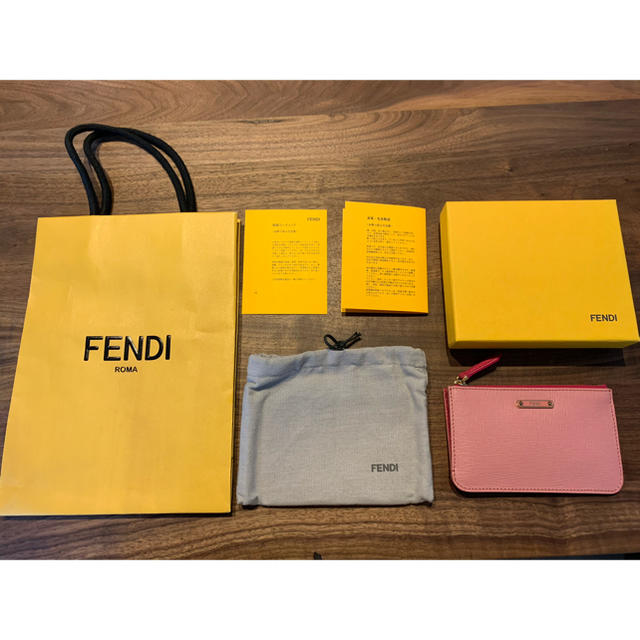 FENDI(フェンディ)の【値下げ】フェンディ　コインケース　FENDI レディースのファッション小物(コインケース)の商品写真