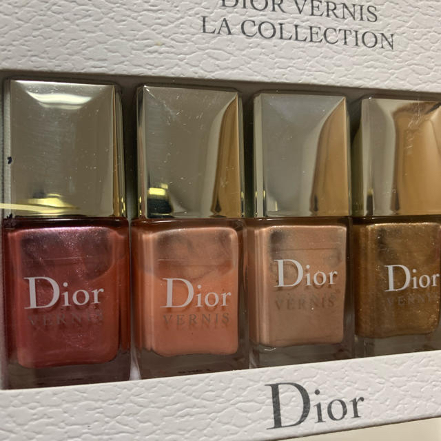 Christian Dior(クリスチャンディオール)のDior ネイル5本セット コスメ/美容のネイル(マニキュア)の商品写真