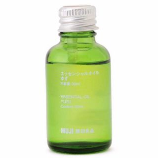 ムジルシリョウヒン(MUJI (無印良品))の無印良品MUJI エッセンシャルオイル・ゆず　30ml アロマオイル  柚子(アロマオイル)