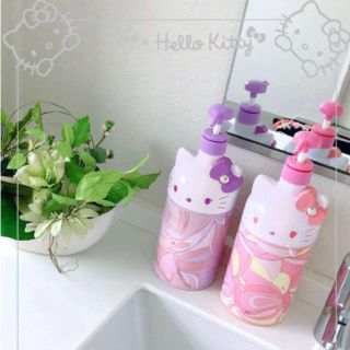 レディー(Rady)のRady♡キティちゃんシャボンマーブルボトル♡ピンク＆パープル２本SET(日用品/生活雑貨)