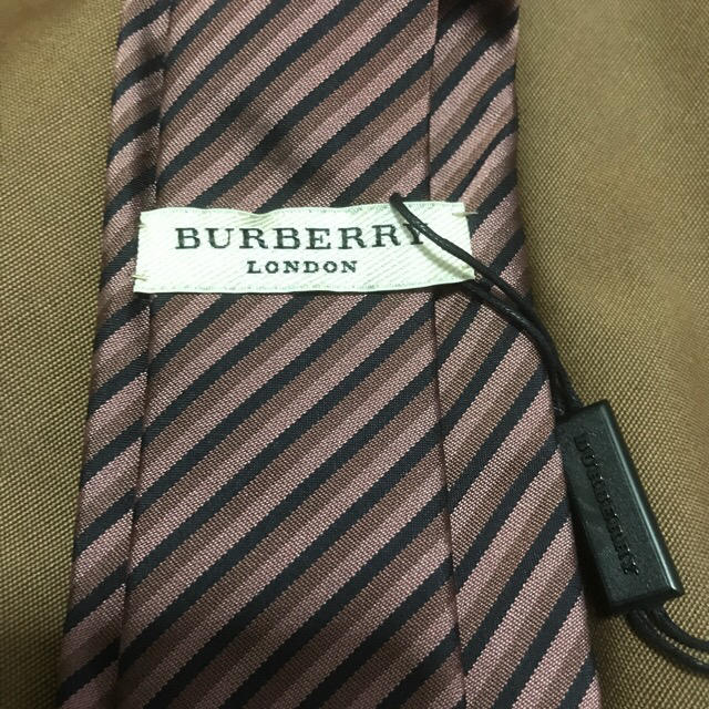 BURBERRY(バーバリー)の新品バーバリーロンドン　ネクタイ メンズのファッション小物(ネクタイ)の商品写真