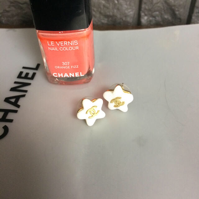 CHANEL(シャネル)のシャネル☆ピアス みくろ様 レディースのアクセサリー(ピアス)の商品写真