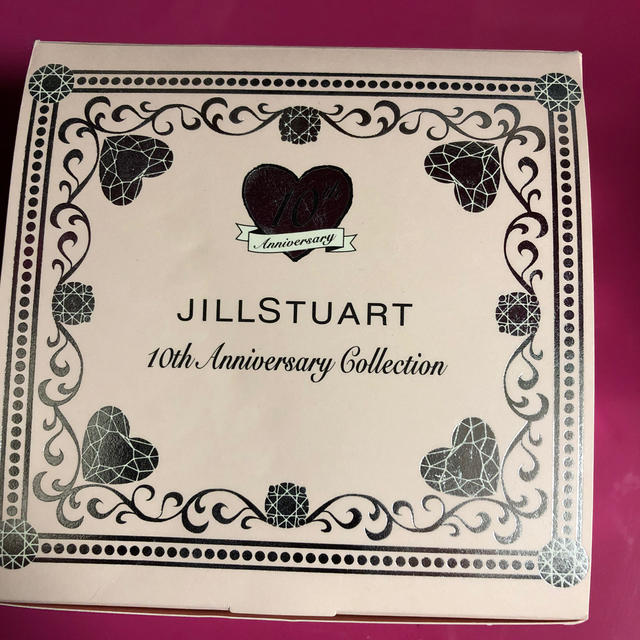 JILLSTUART(ジルスチュアート)のジルスチュアート10周年アニバーサリーコレクション コスメ/美容のキット/セット(コフレ/メイクアップセット)の商品写真