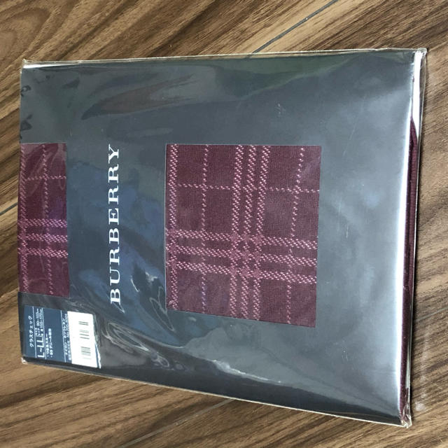 BURBERRY(バーバリー)のBurberry タイツ　新品未使用 レディースのレッグウェア(タイツ/ストッキング)の商品写真