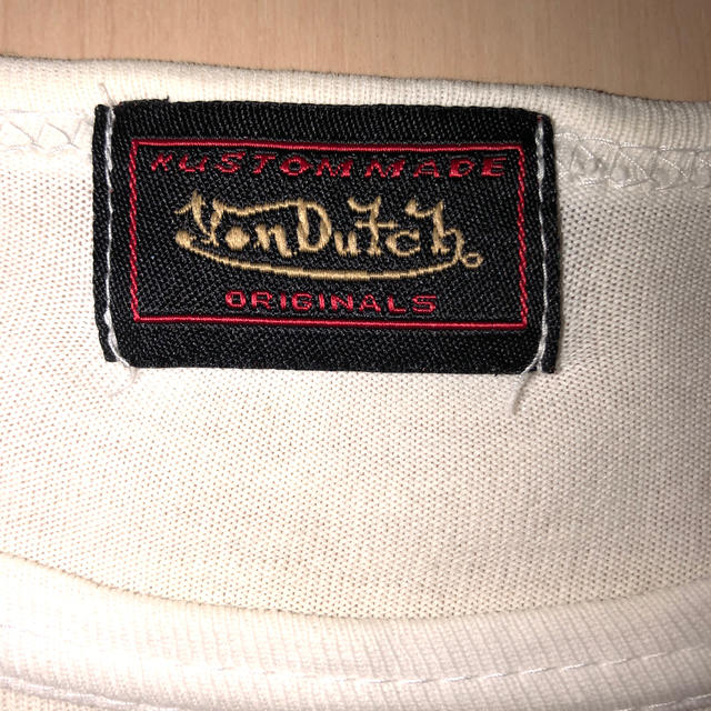 Von Dutch(ボンダッチ)のVon Dutch(ボンダッチ)ピンク✖️シルバーロゴTシャツ レディースのトップス(Tシャツ(半袖/袖なし))の商品写真