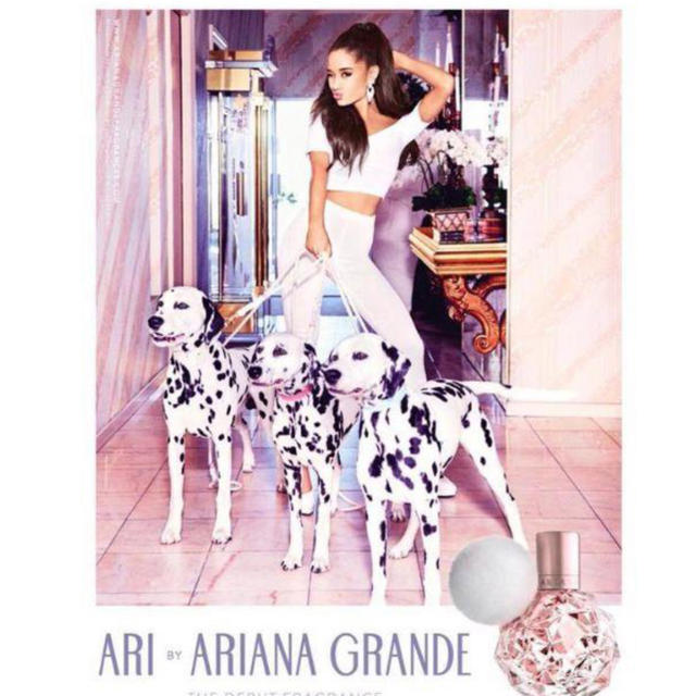 JILL by JILLSTUART(ジルバイジルスチュアート)のAriana grande by ARI 香水  コスメ/美容の香水(香水(女性用))の商品写真