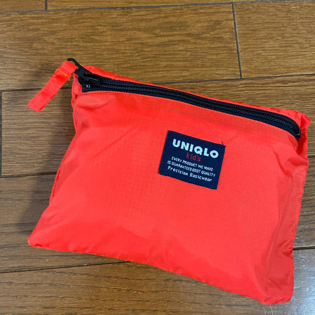 UNIQLO(ユニクロ)のUNIQLO kids ポケッタブルウィンドブレーカー（一回着用） キッズ/ベビー/マタニティのキッズ服男の子用(90cm~)(ジャケット/上着)の商品写真