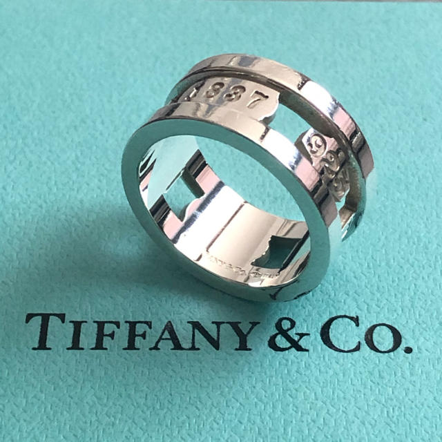 Tiffany & Co.(ティファニー)のティファニー シルバー925 エレメントリング 11号 レディースのアクセサリー(リング(指輪))の商品写真