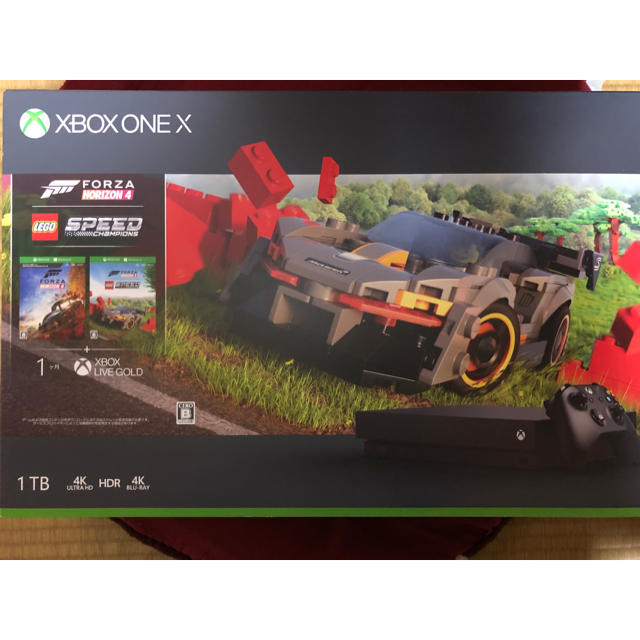 【新品】Xbox One X（Forza Horizon 4 Lego 同梱版）のサムネイル