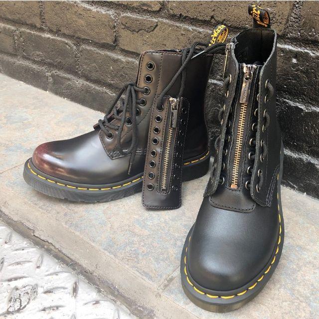 Dr.Martens(ドクターマーチン)のDr.Martens フロントジップ 8ホール用 PASCAL SINCLAIR レディースの靴/シューズ(ブーツ)の商品写真