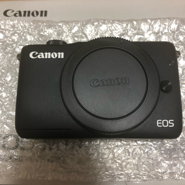 Canon EOS M10 ブラックの通販 by ssnoopyy｜キヤノンならラクマ - canon ミラーレス 再入荷お得