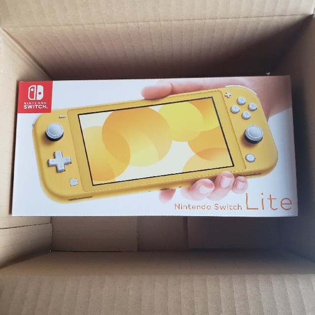 Nintendo Switch LITE イエロー