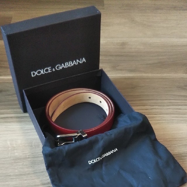 DOLCE&GABBANA(ドルチェアンドガッバーナ)の【※美品※】DOLCE&GABBANA エナメルベルト（赤） メンズのファッション小物(ベルト)の商品写真