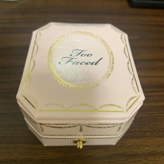 トゥフェイス(Too Faced)のトゥーフェイス　ダイヤモンドライト　マルチユース　ハイライター(フェイスカラー)